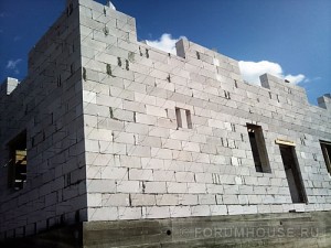 Строем второй этаж